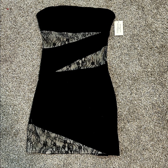 Guess Beige & Black Lace Strapless Mini Dress size junior 9 - Picture 1 of 5
